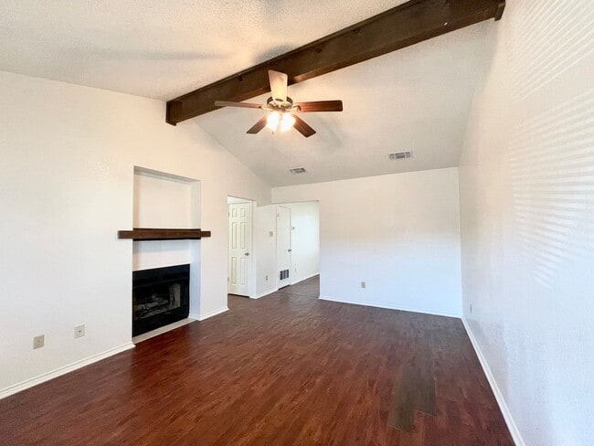 Building Photo - 4104 Shawn Dr