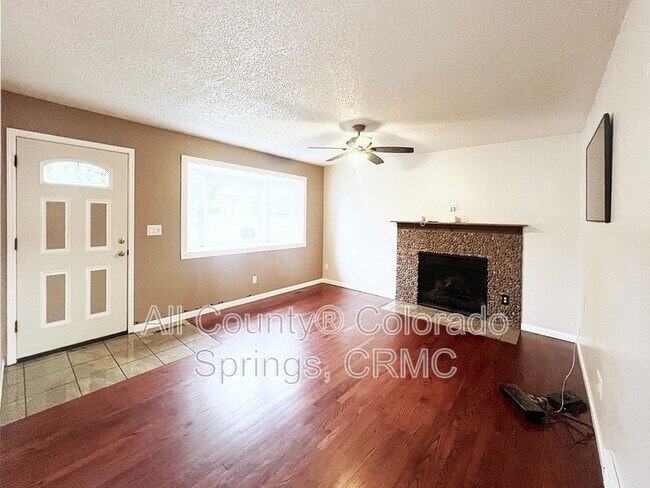 Foto del edificio - 3611 Pembroke St