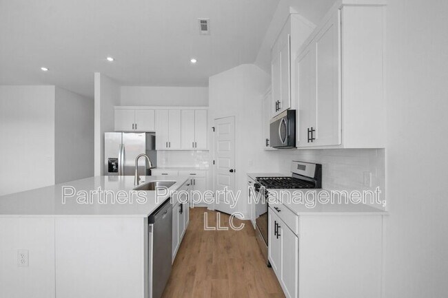 Foto del edificio - 411 W Taverner Xing