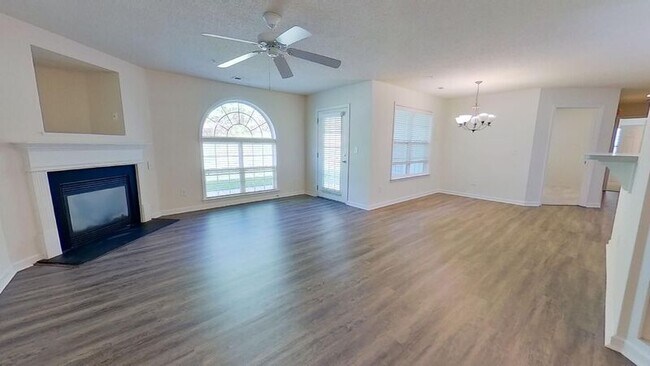 Foto del edificio - 4305 Timberbrooke Dr