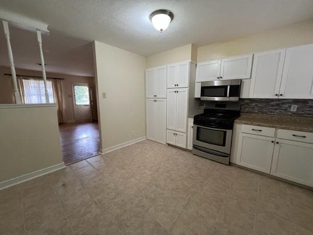 Foto del edificio - 2610 Woodard St