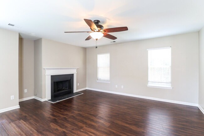 Building Photo - 11909 Aubreywood Dr