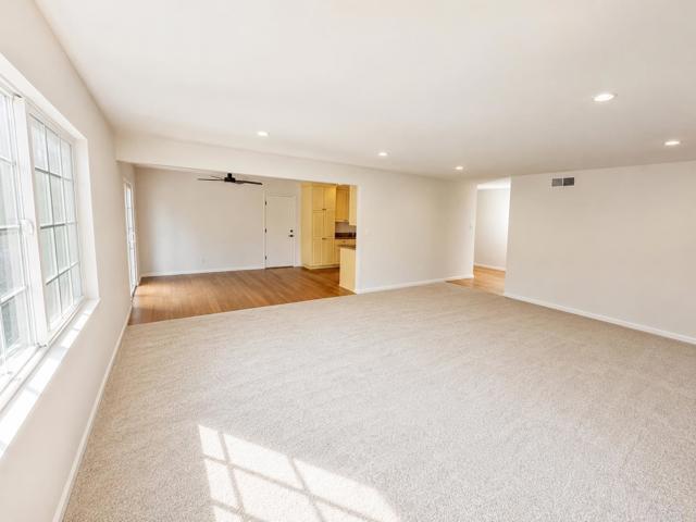 Foto del edificio - 3010 Courser Ave
