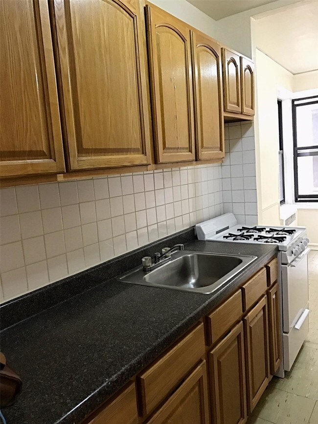 Foto del edificio - 35-43 84th Street