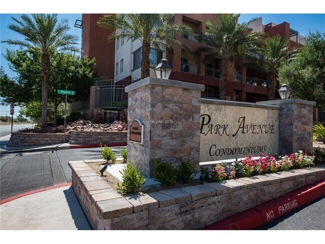 Foto del edificio - 23 E Agate Ave