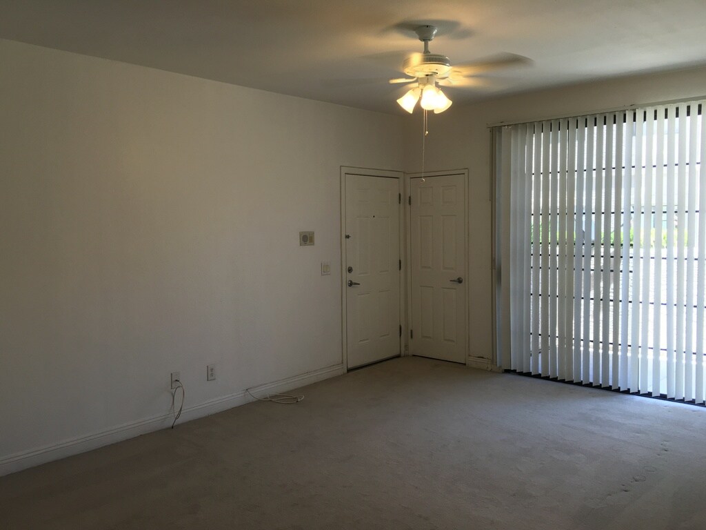 5174 S Jones Blvd, Las Vegas, NV 89118 Apartments in Las Vegas, NV