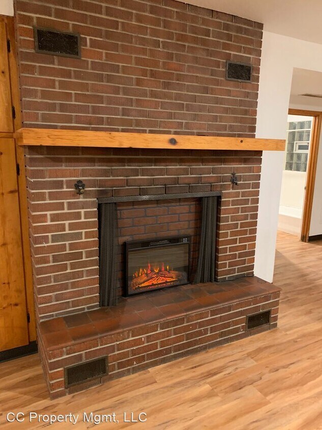 Primary Photo - 3 br, 2 bath House - 311 Parker Dr