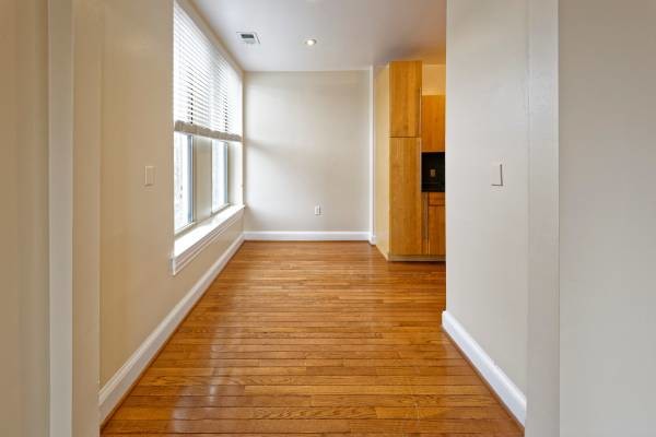 Dining Area - 1325 13th St NW