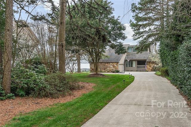 Building Photo - 21200 Senlac Ln