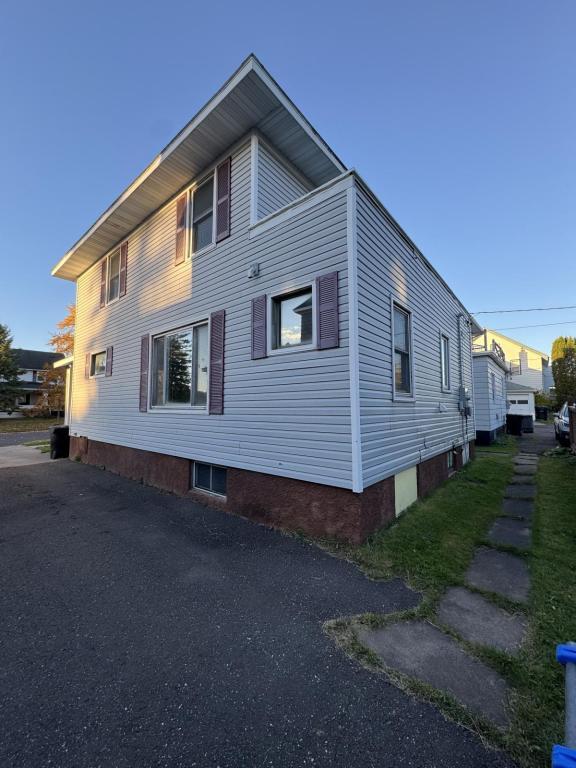 Building Photo - 1007 N 17th St