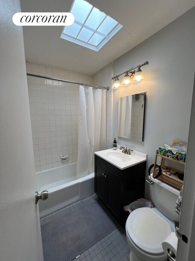 Foto del edificio - 430 E 77th St
