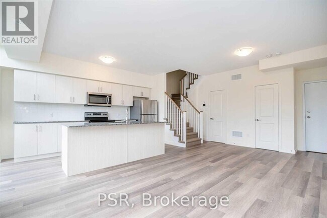 Photo du bâtiment - 18 Whitaker Wy