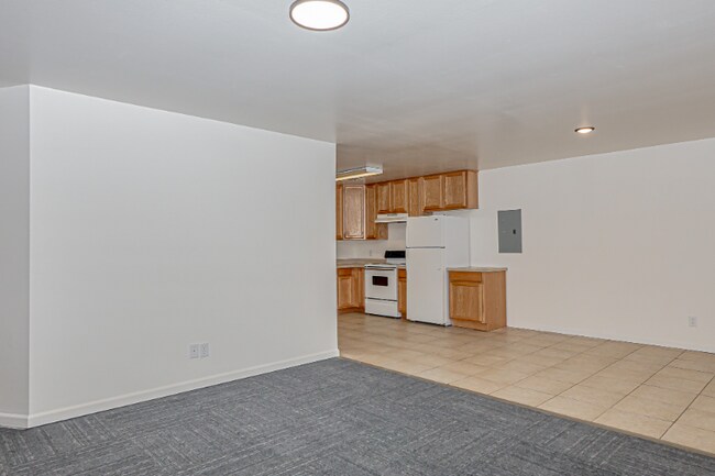 Foto del edificio - 14 E 400 S