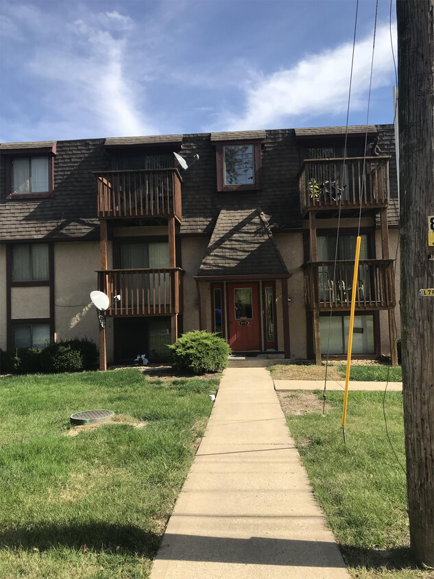 Primary Photo - 920 N 2nd St