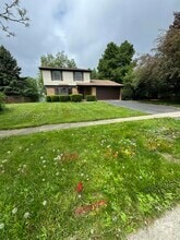 Building Photo - 3516 Beech Dr