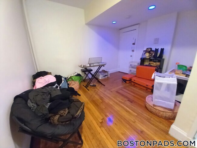 Foto del edificio - 126 Warren St