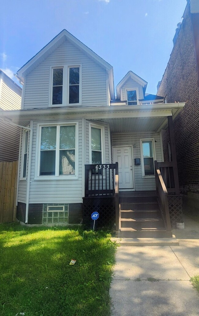 Building Photo - 6333 S Rhodes Ave
