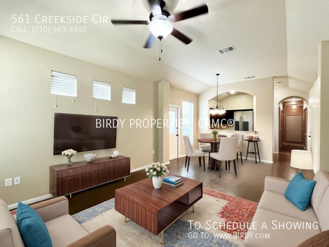 Foto del edificio - 561 Creekside Cir