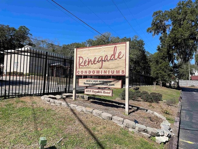 Foto del edificio - Available Summer 2026 2 BD / 1 BA Condo Walking Distance to FSU!
