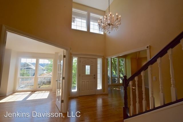 Building Photo - 1514 Killarney Dr