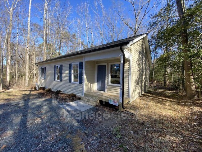 Building Photo - 170 Forest Grove Rd