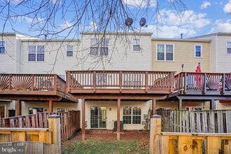 Building Photo - 45482 Pine Trail Terrace