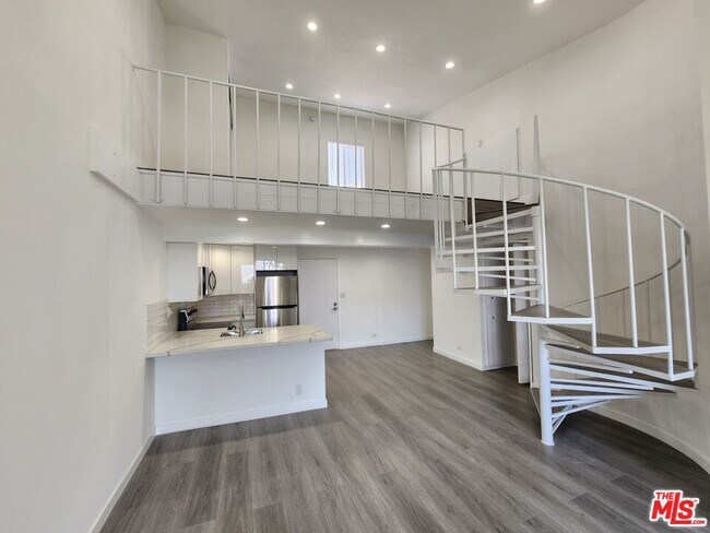 Foto del edificio - 1440 Veteran Ave