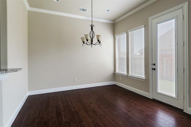 Building Photo - 573 Enfield Dr