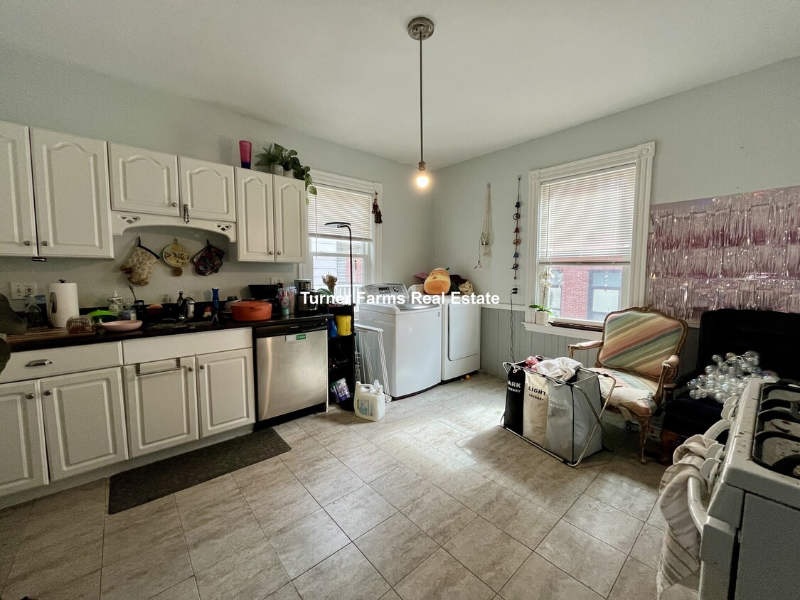 Foto principal - 67 Roseclair St
