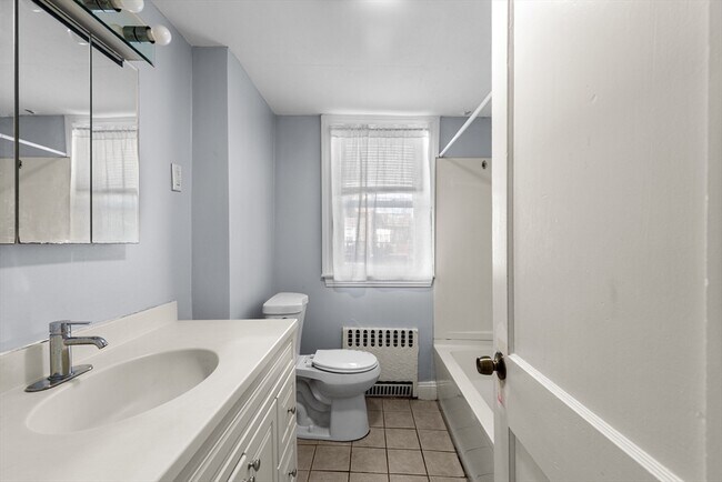 Foto del edificio - 152 Winchester St