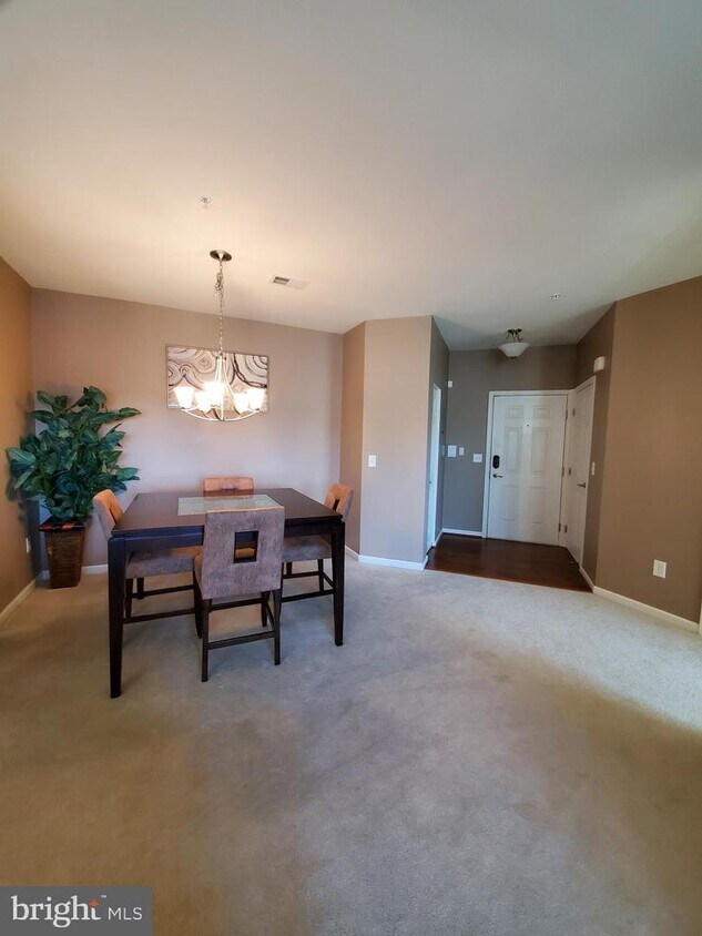 Primary Photo - 7559 Stoney Run Dr