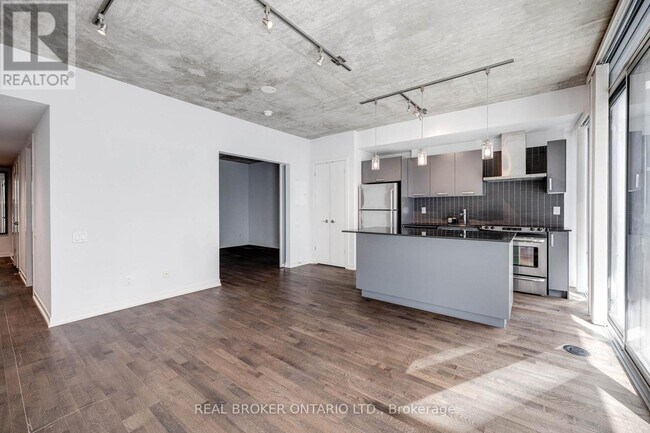 Photo du bâtiment - 95 Bathurst St