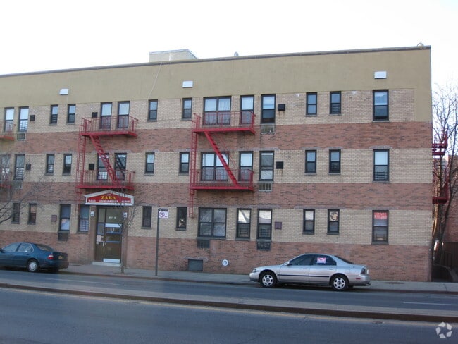 Hillside Apartments - 195-24 LCC