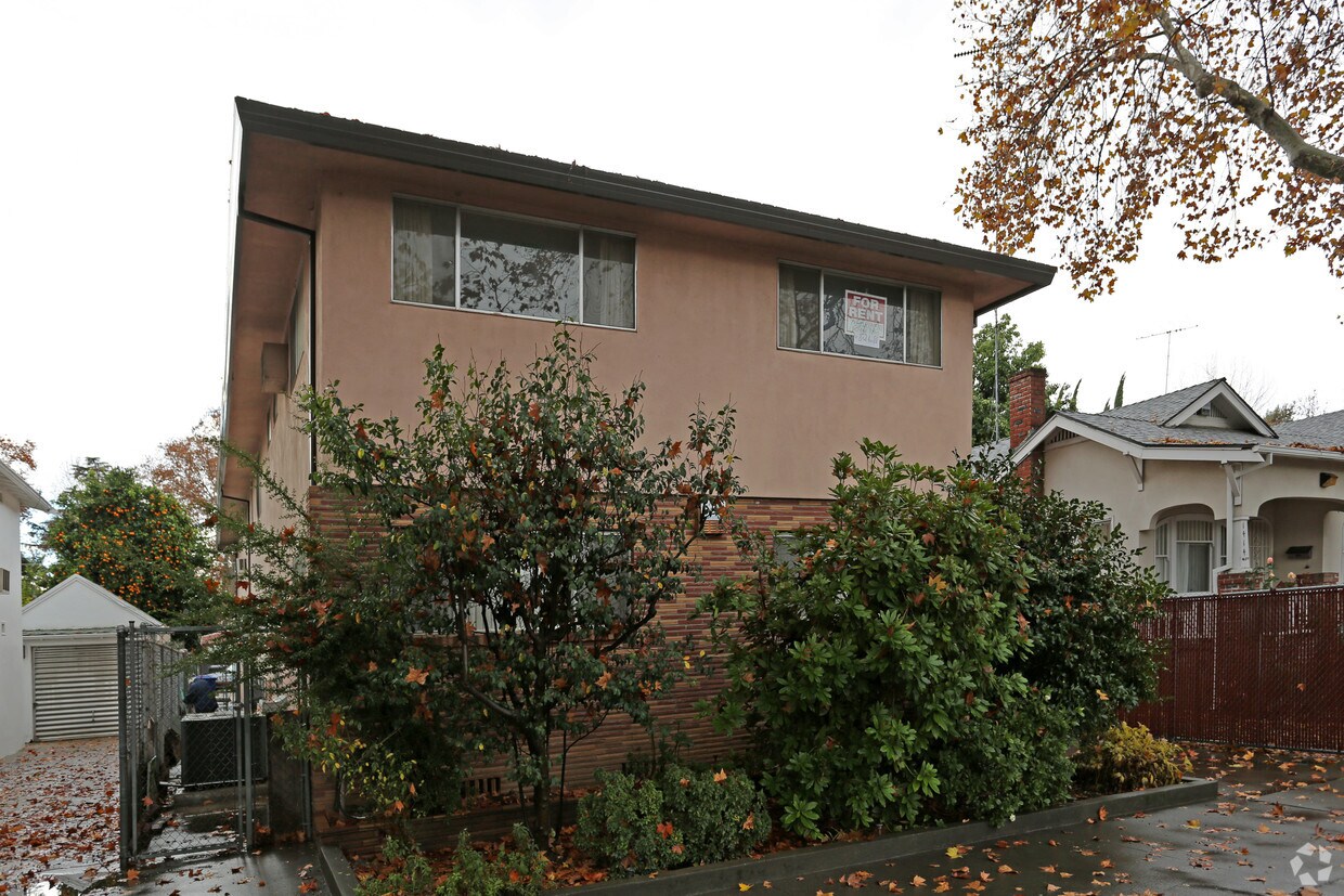 Building Photo - 1416 U St