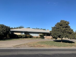 Building Photo - 9642 Excelsior Ave