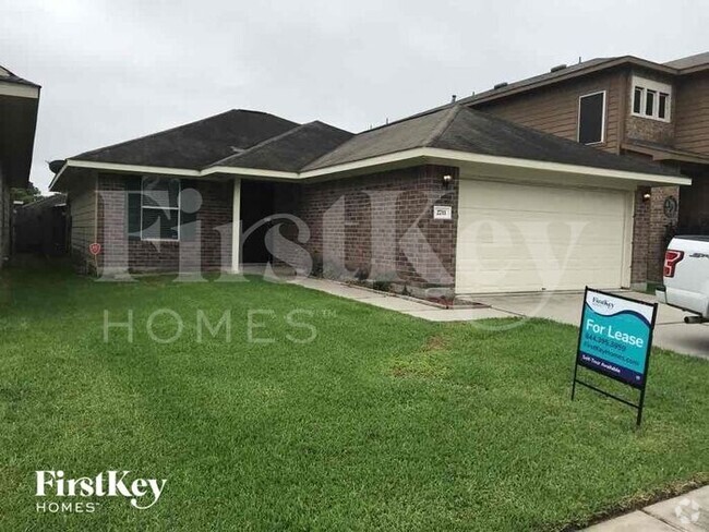 Building Photo - 2711 Arica Ln