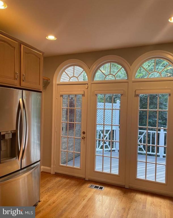 Foto del edificio - 2181 Wolftrap Ct