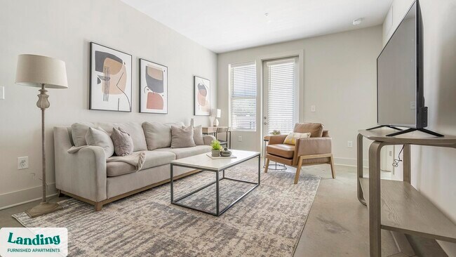 Building Photo - 404 W 26th St