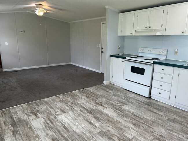 Foto del edificio - Secluded Home in Locust, NC!