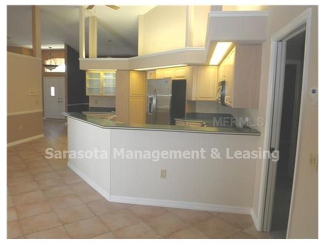 Building Photo - 8983 Misty Creek Dr