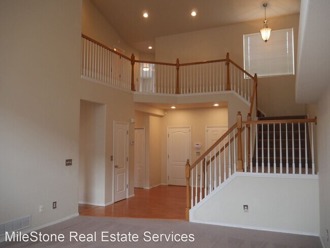 Building Photo - 4 br, 3.5 bath House - 5608 Sonnet Hts