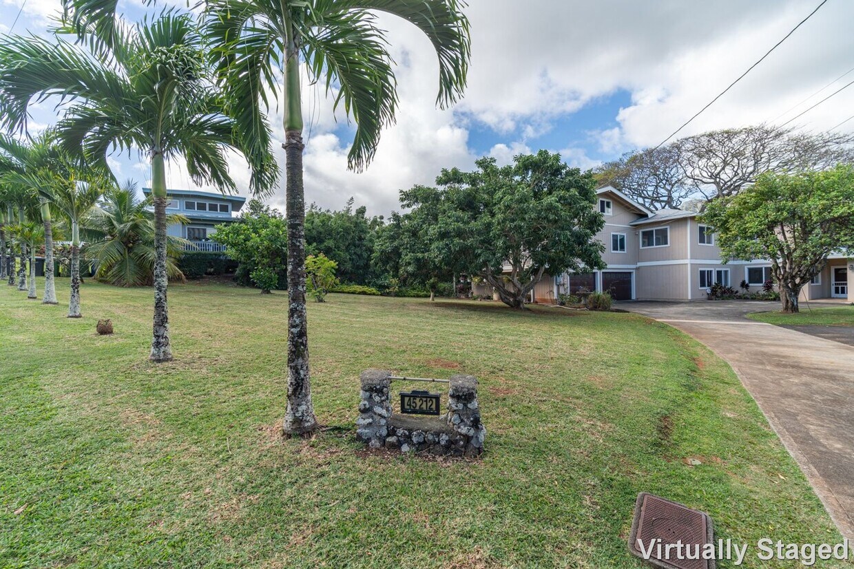 6500 5 Bd 3 Ba SFH with large yard 45... House Rental in Kaneohe
