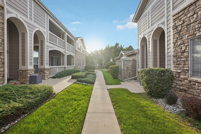 Foto del edificio - 4271 S Blackhawk Cir