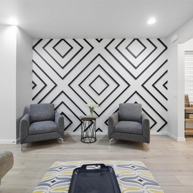 Foto del edificio - 5809 Spring Breeze Dr
