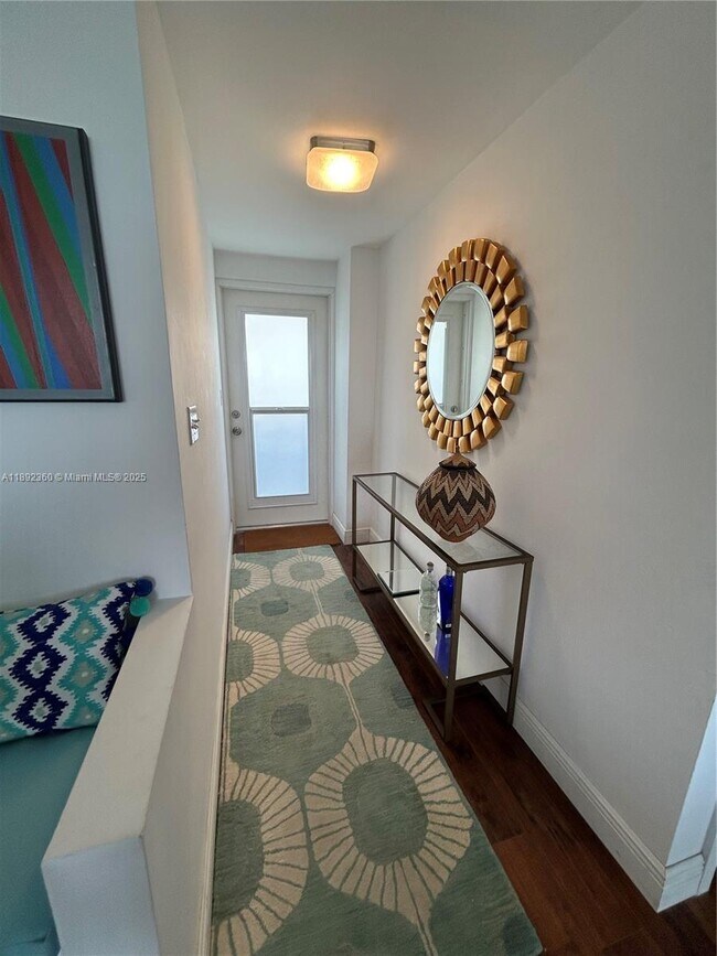 Foto del edificio - 2840 N Ocean Blvd