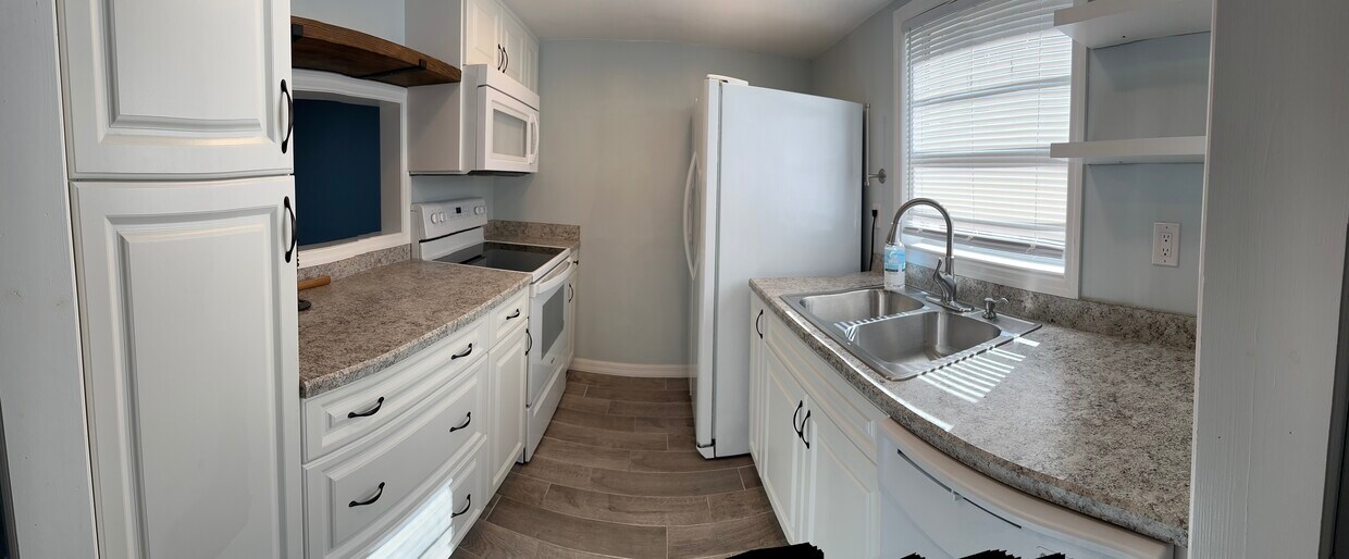 Primary Photo - 2550 SE 15th Ave