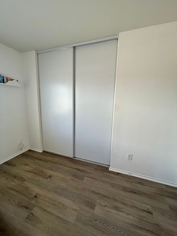 Foto del edificio - 45118 Parkview Ln