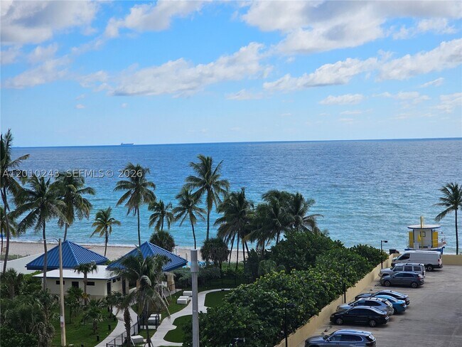 Foto del edificio - 2501 S Ocean Dr