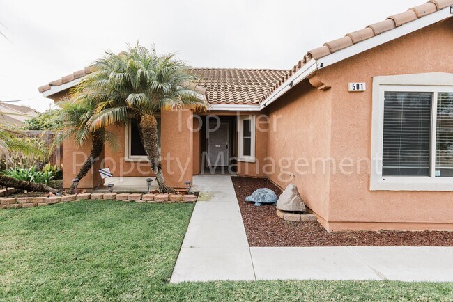 Foto del edificio - Beautiful 4 bed / 2 bath / 1,708 sqft Single Story Home in Rio Vista community of Oceanside