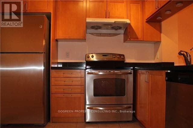 Building Photo - 18 William Carson Crescent